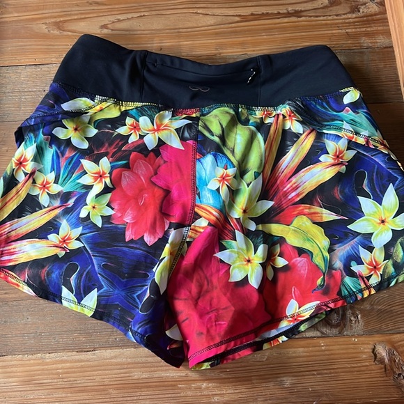 Bundle of 2 Running Calia Shorts. Size XS - Picture 3 of 7